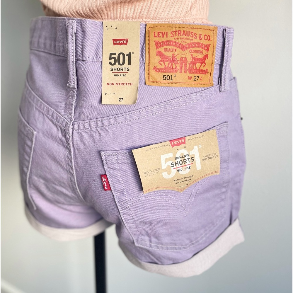 ❌❌SOLD!❌DO NOT BUY!❌❌Levi’s Denim Lilac Cuffed Mid-Rise Shorts - Picture 9 of 10